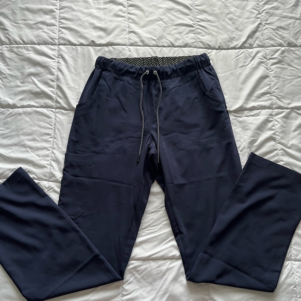 Beyond Scrubs navy blue pants. XS